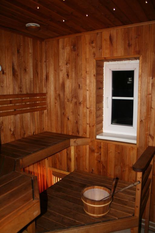 Ponka Guesthouse Joesuu  ภายนอก รูปภาพ