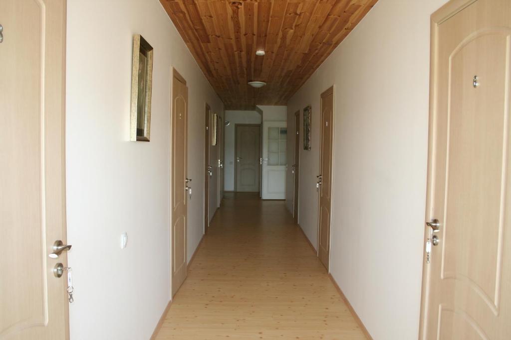 Ponka Guesthouse Joesuu  ภายนอก รูปภาพ